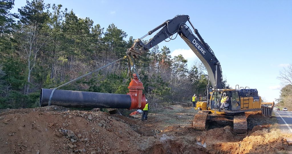 More than 13 miles of AMERICAN ductile iron pipe and nearly two dozen AMERICAN Flow Control resilient wedge gate valves with Flex-Ring ends were installed as part of the Richland Creek project.